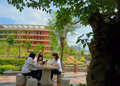 重慶市女子職業高級中學